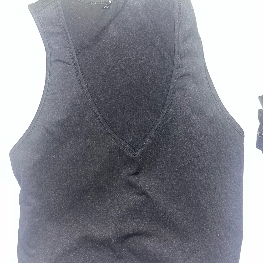 SHEIN Black V-Neck Tank Top